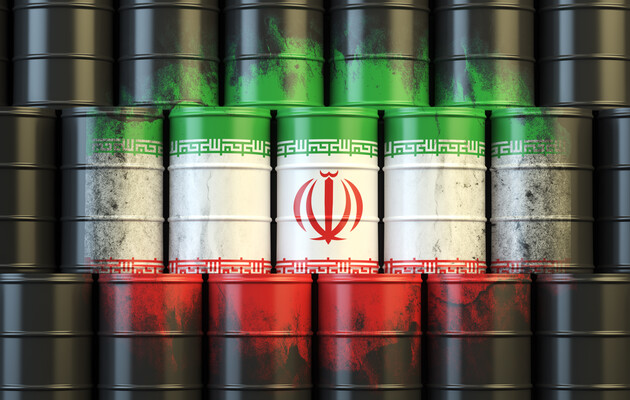 США обвинили девять человек в контрабанде иранской нефти