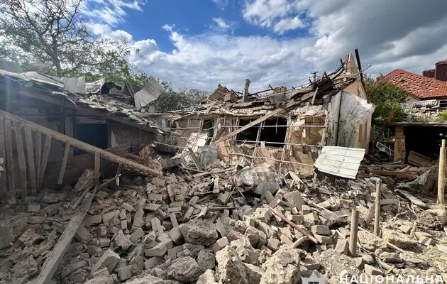 Россияне обстреляли Херсон и еще 17 населенных пунктов области: в ОВА рассказали о разрушениях и пострадавших
