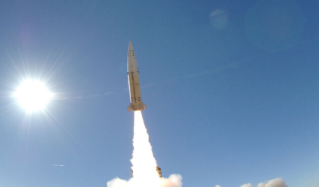 Україна отримала менше десятка ракет ATACMS – AP