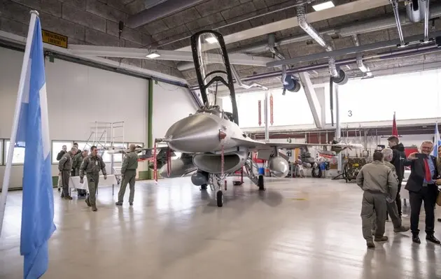 Глава уряду Данії розповіла, коли винищувачі F-16 прибудуть в Україну