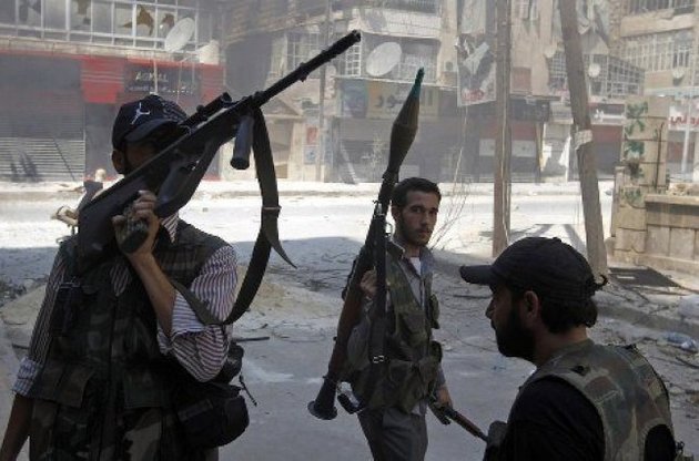 Сирійські повстанці заявили, що отримали всі необхідні компоненти для створення хімзброї