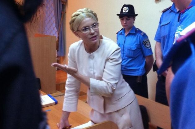 Подавляющее большинство украинцев не верит в версию властей о том, что Тимошенко стоит за убийством Щербаня