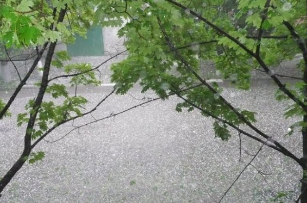 Гидрометцентр предупредил о дождях с градом по всей Украине