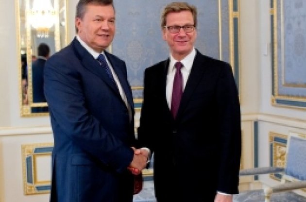 Глава МЗС Німеччини нагадав Януковичу про готовність прийняти Тимошенко на лікування