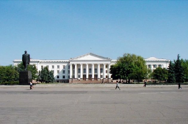 На Донбассе отказались переименовать площадь Ленина на Шевченко, чтобы "не стать бандерлогами"