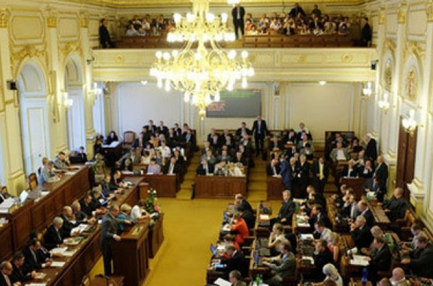 Парламент Чехии вынес вотум недоверия правительству
