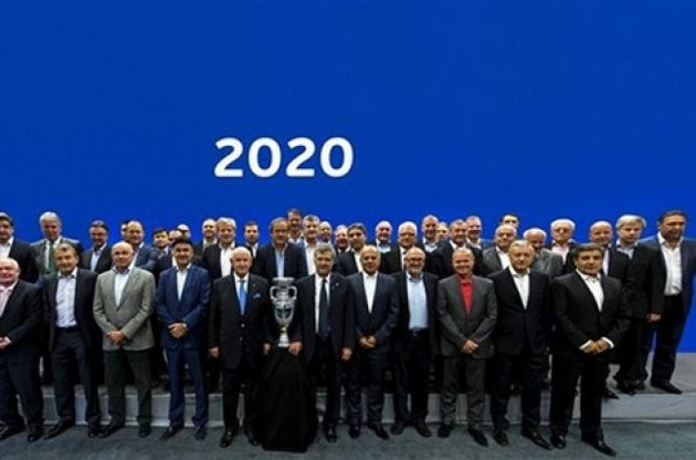 Киев и Донецк утверждены кандидатами на Евро-2020