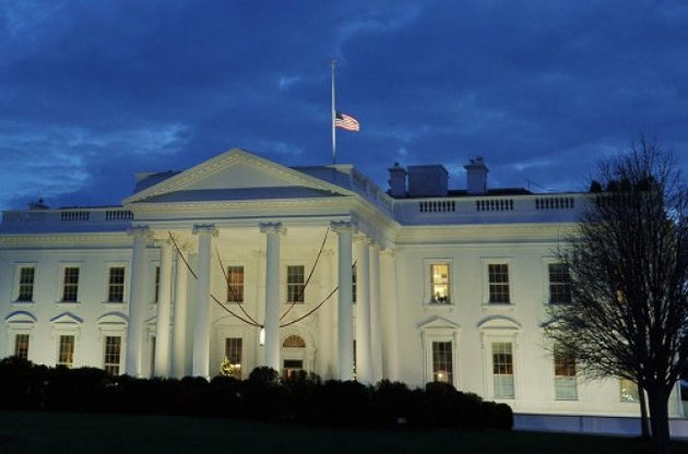 Працівника Білого дому звільнили за критику адміністрації Обами у Twitter