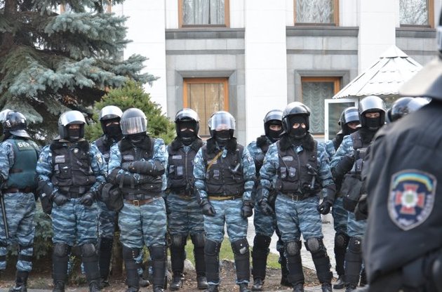 Генпрокурор предположил, что "Беркут" разогнал Евромайдан без приказа свыше