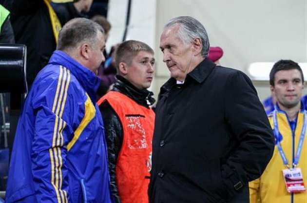 Фоменко будет тренировать сборную Украины до 2015 года