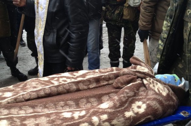 Застрелено ще одного протестувальника на Грушевського. Причина смерті - пряме потрапляння в серце