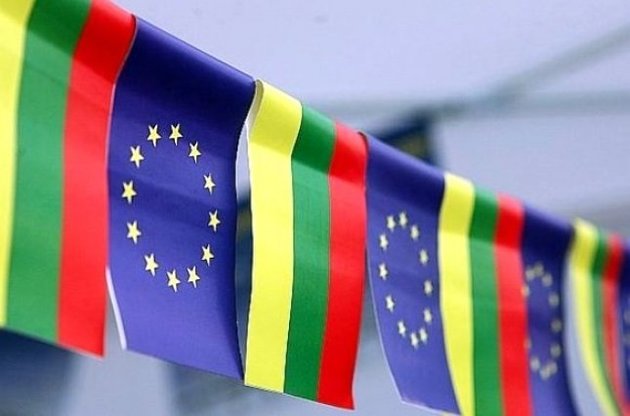 Литва осудила насилие на Грушевского и намекнула на санкции ЕС к Украине