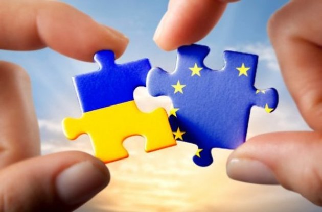 ЕС прекратит отношения с Украиной, если подтвердится использование милицией огнестрельного оружия