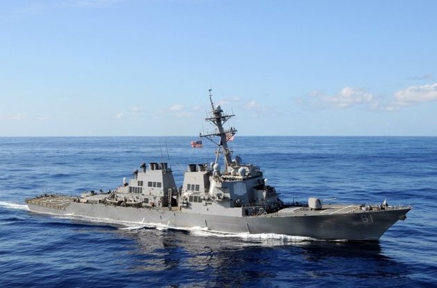 Два корабля ВМС США с "морскими котиками" вошли в Черное море и, возможно, движутся к Украине