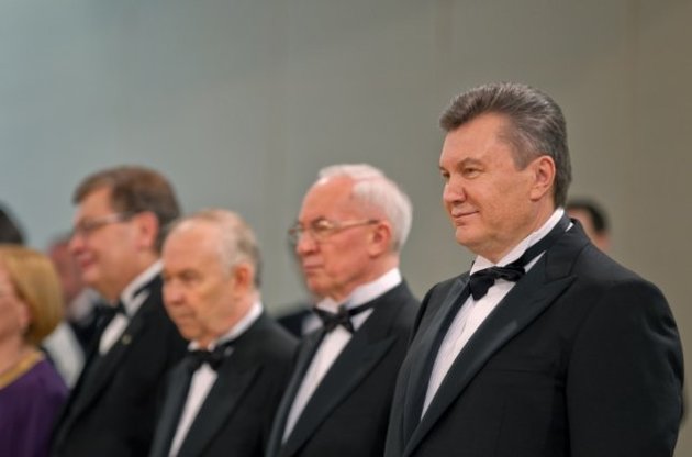 Фракция Партии регионов возложила ответственность за кровопролитие на Януковича и его окружение