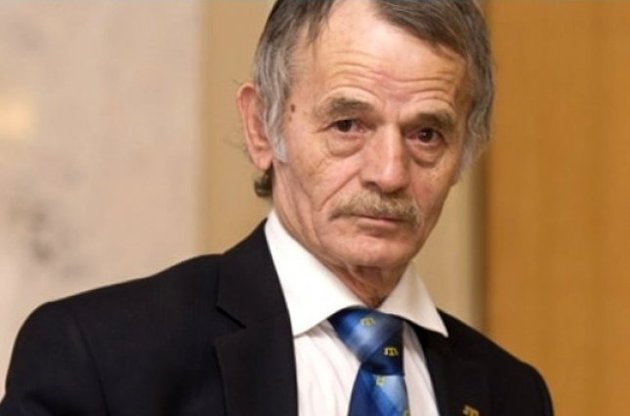 Джемілєв заявив, що в Криму склали "ліквідаційні" списки членів Меджлісу