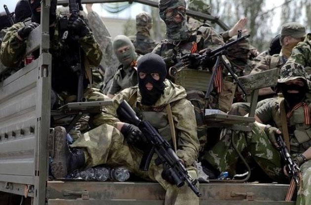 Террористы вместо создания "зоны безопасности" перебрасывают войска под Донецк - ИС