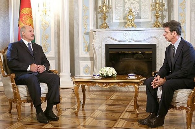 Лукашенко предложил послать свои миротворческие войска в Украину