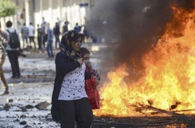 Беспорядки в Турции продолжаются: 19 погибших, 145 раненых