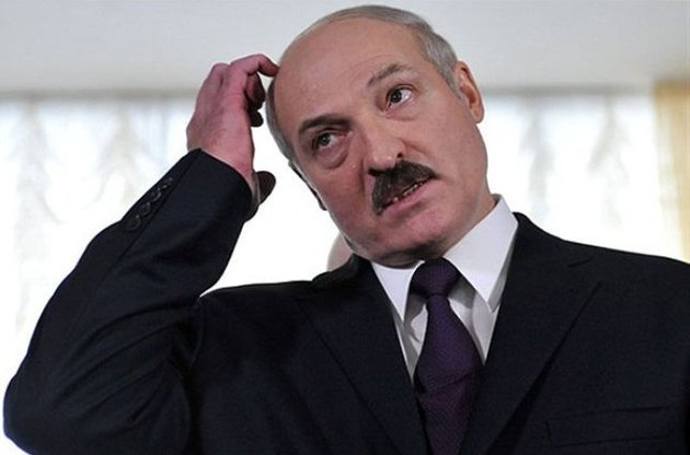 Лукашенко винит Януковича в ситуации в Украине