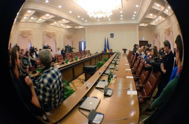 Кабмін Яценюка відкликав проект бюджету Ради на доопрацювання
