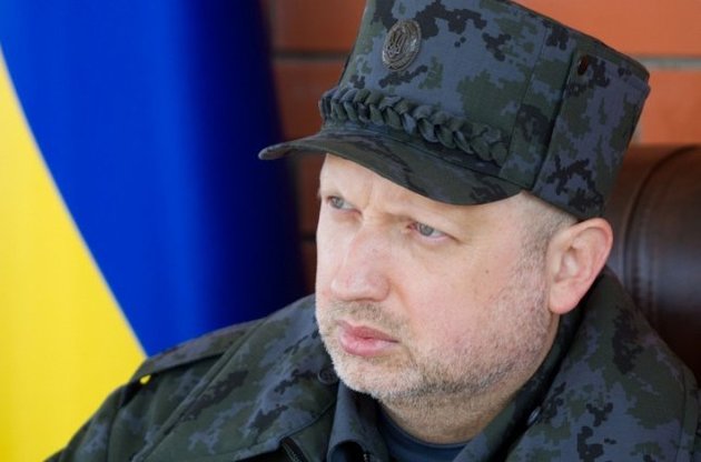 Турчинов розповів про сили бойовиків в Донбасі і російські війська на кордоні