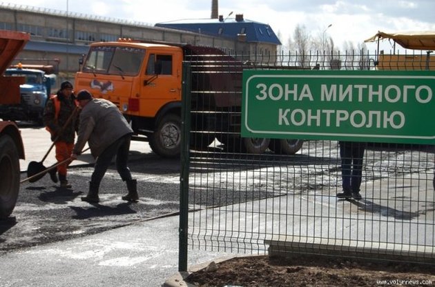 Рада звільнила від мита ввезення оборонної продукції в Україну