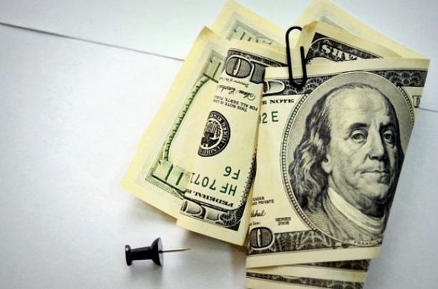 НБУ временно запретил банкам покупать валюту по поручению клиентов
