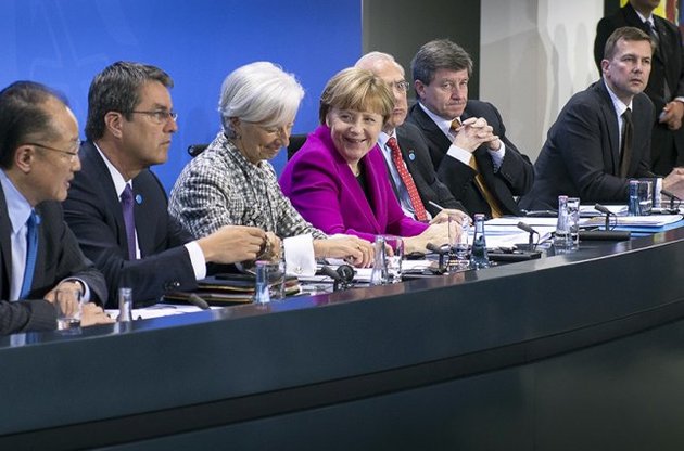 Меркель розповіла про геополітичні ризики для світової економіки