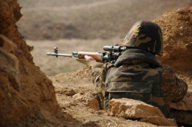 В Нагорном Карабахе возобновились бои: есть убитые