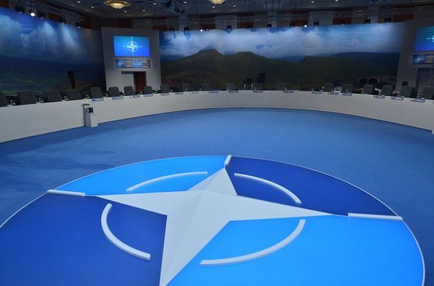 В Украине уже работают советники НАТО