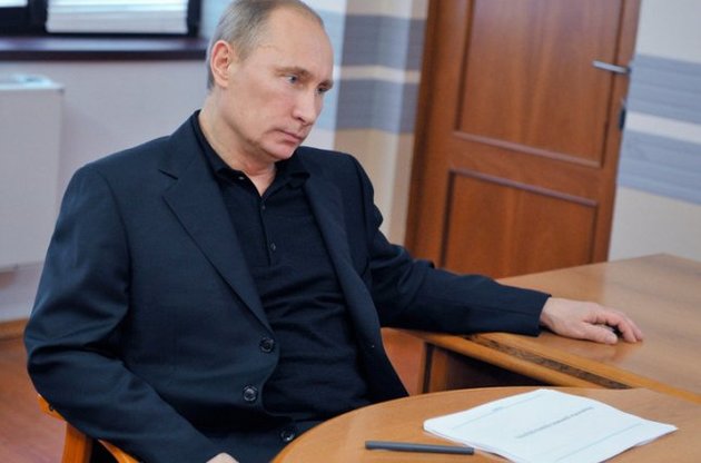 Путин общается с миром и россиянами с помощью сигналов - Newseek