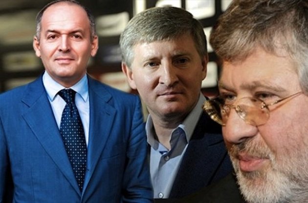 Украина пытается разорвать мертвую хватку олигархов - Financial Times