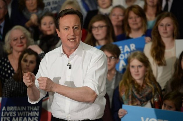 Кэмерон пригрозил выходом Британии из ЕС и требует отказаться от единой валюты – The Times
