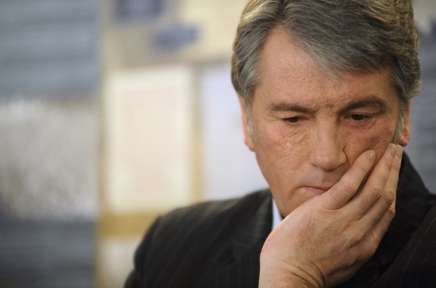 Ющенко чувствует, что Запад предал Украину