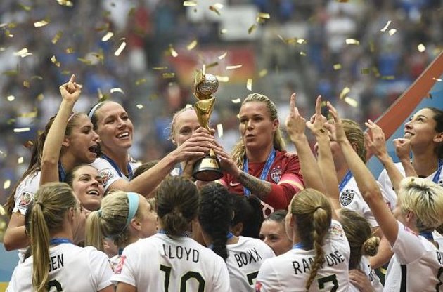 Американка забила гол с центра поля в финале женского чемпионата мира