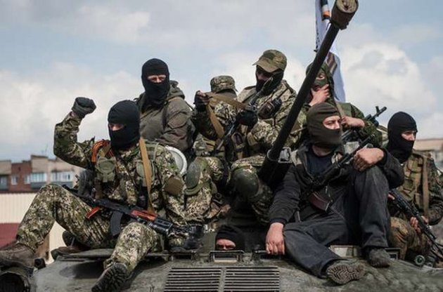 Боевики из танка обстреливали украинские позиции вблизи Опытного и Майорска - пресс-центр АТО