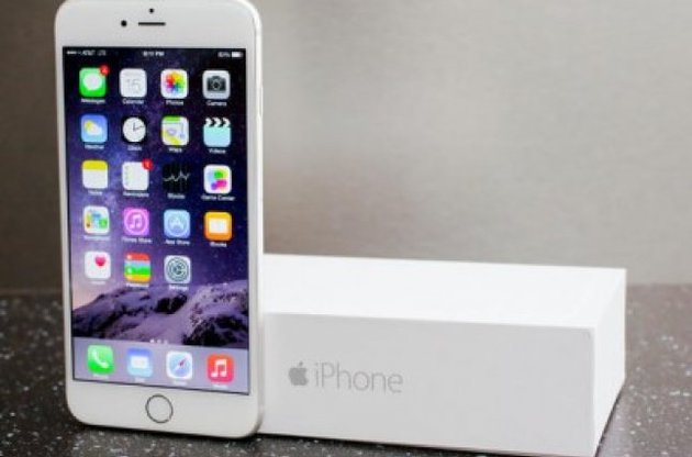 У мережі з'явилися фото iPhone 6S із зібраним дисплеєм