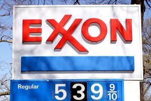 Американская ExxonMobil закрывает представительство в Киеве