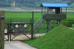 КНДР усиливает границу с Китаем после недавнего побега северокорейцев из страны