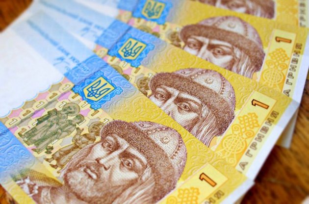 НБУ опустил официальный курс гривни до 22,1 грн/доллар