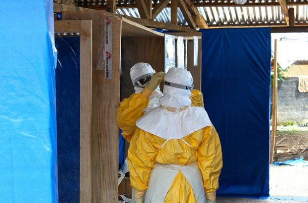 Новый случай заражения вирусом Эбола зафиксирован в Сьерра-Леоне