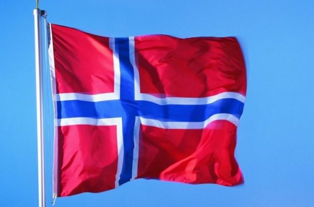 Падіння цін на нафту тягне економіку Норвегії в рецесію - Bloomberg