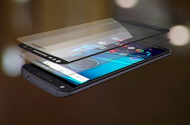 Motorola представила смартфон з екраном, що не б'ється