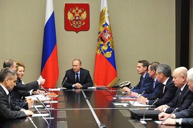 Путін зібрав Раду безпеки через падіння цін на нафту