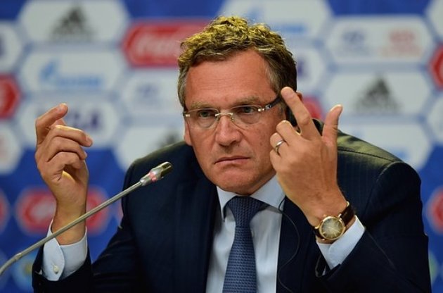 Генеральный секретарь ФИФА повторно отстранен от работы