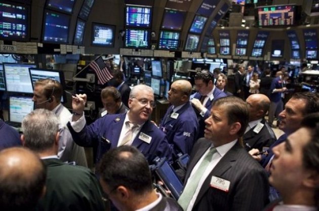 На биржах в США индекс Dow Jones пережил крупнейший обвал за последние 119 лет