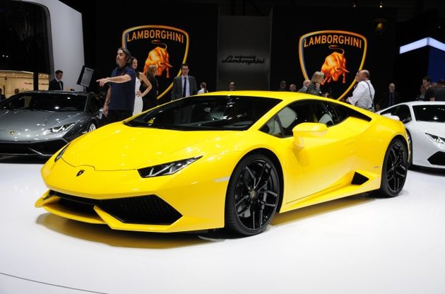 В Украине прекратились официальные продажи Ferrari и Lamborghini
