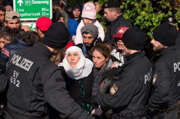 Австрія поскаржилася на "реверс" біженців з Німеччини