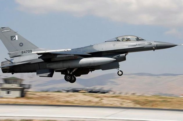 Індія гальмує постачання до Пакистану винищувачів F-16 з США - Ісламабад